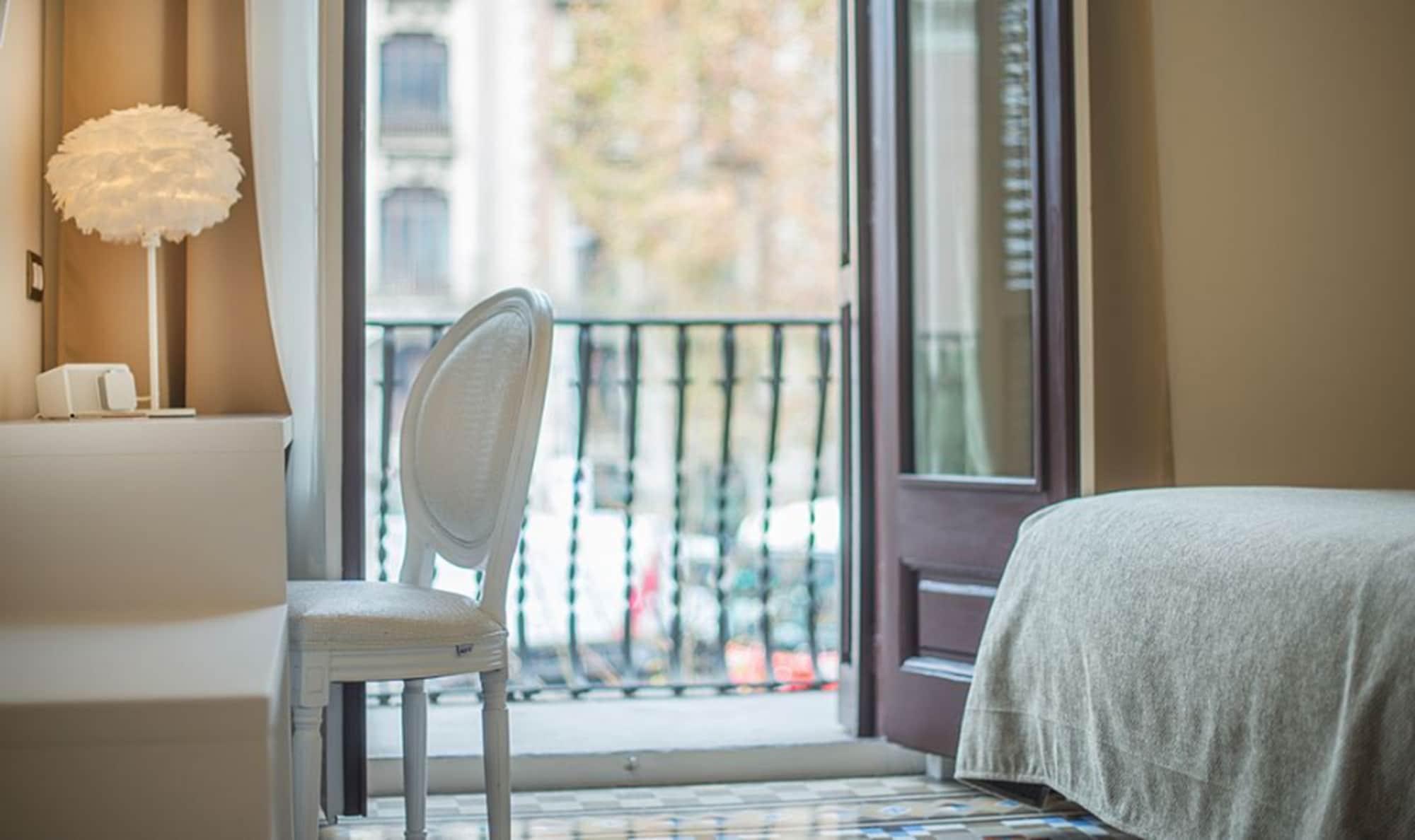 برشلونة Anakena House Bed & Breakfast المظهر الخارجي الصورة