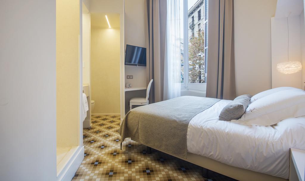 برشلونة Anakena House Bed & Breakfast المظهر الخارجي الصورة